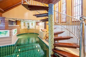 thumbnail: Private pool