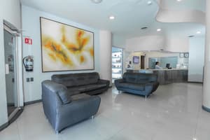 thumbnail: Lobby sitting area