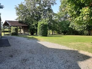 thumbnail: Exterior