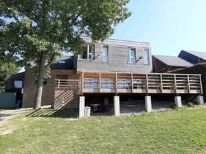thumbnail: Exterior