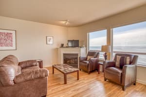 thumbnail: Living room