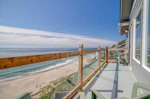 thumbnail: Balcony