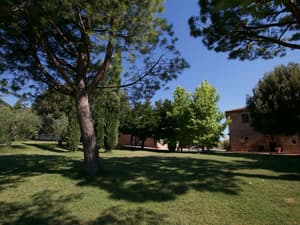 thumbnail: Exterior