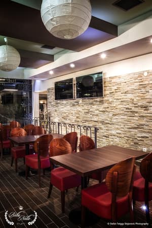 thumbnail: Restaurant
