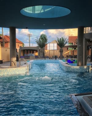 thumbnail: Pool