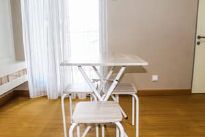 thumbnail: In-room dining