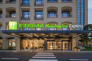 thumbnail: Exterior