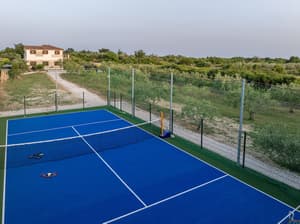 thumbnail: Sport court