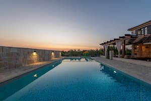thumbnail: Pool