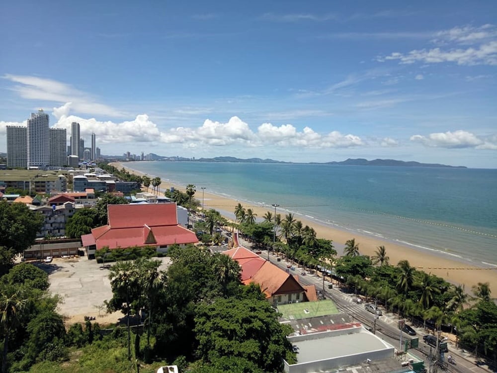 Beach/ocean view