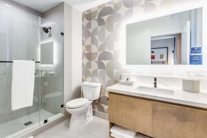 thumbnail: Bathroom shower