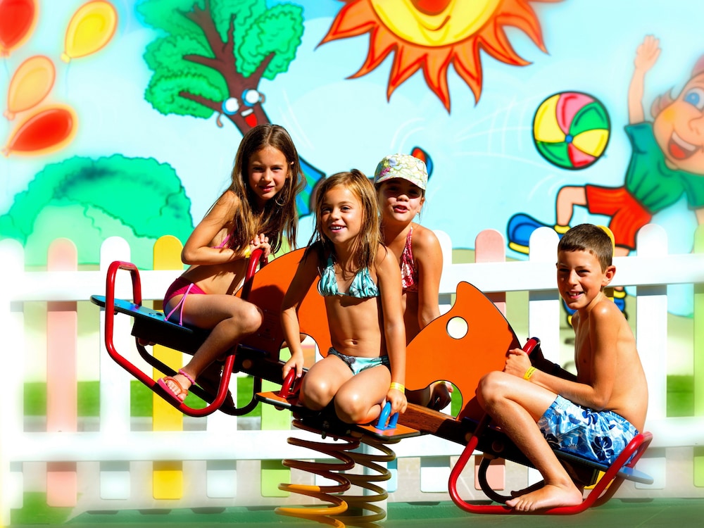 Children's play area - outdoor