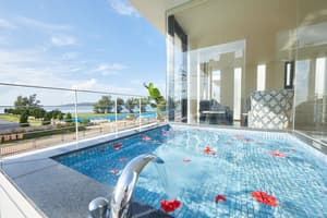 thumbnail: Pool