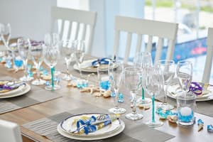 thumbnail: In-room dining