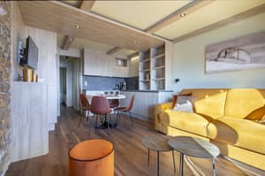 thumbnail: Living area