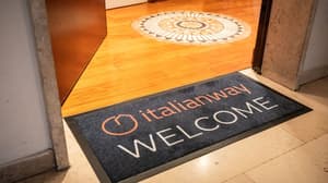 thumbnail: Interior entrance