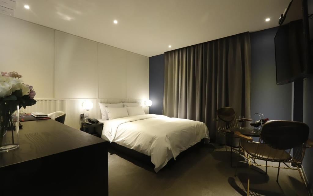 f65d7634e0eccd52f36563afa686f4fb.jpg
