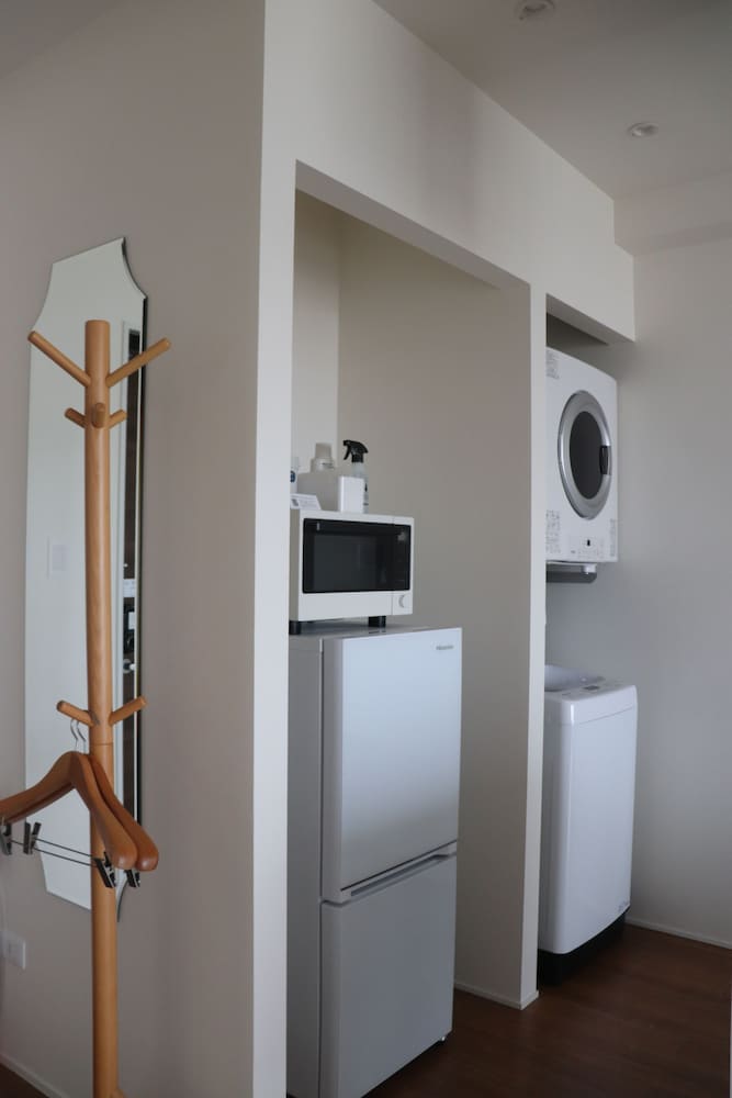 Mini-refrigerator