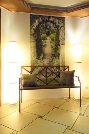 thumbnail: Interior detail