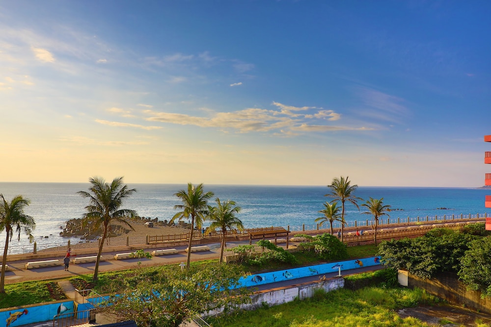 Beach/ocean view