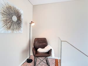 thumbnail: Interior detail
