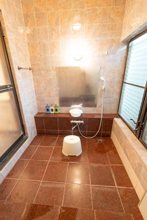 thumbnail: Bathroom