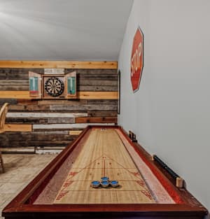 thumbnail: Game room