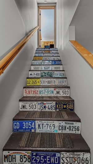 thumbnail: Staircase