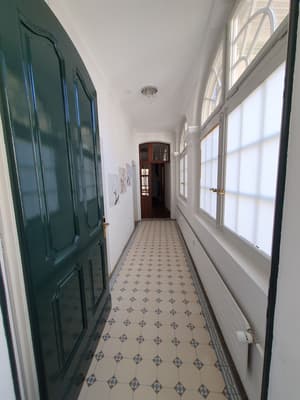thumbnail: Property entrance