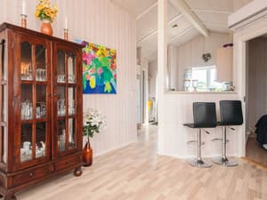 thumbnail: Interior
