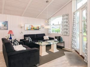 thumbnail: Interior
