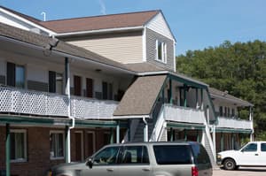 thumbnail: Front of property