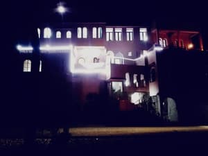thumbnail: Front of property