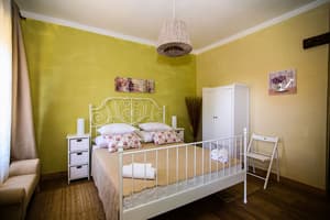thumbnail: Exterior