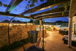 thumbnail: Terrace/patio