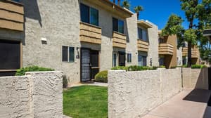 thumbnail: Front of property
