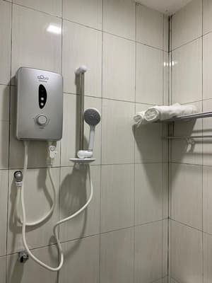 thumbnail: Bathroom shower