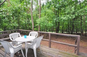 thumbnail: Outdoor dining