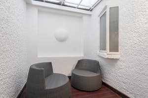 thumbnail: Courtyard view