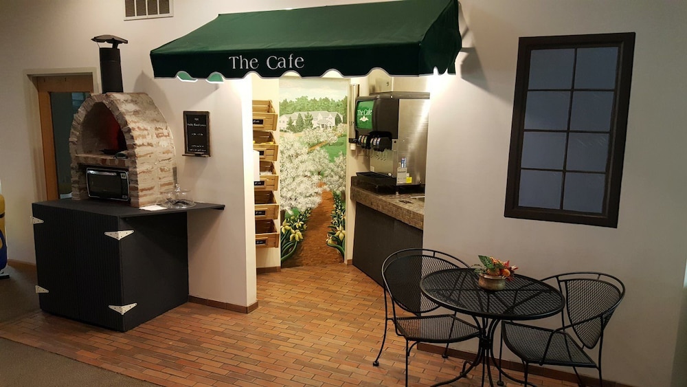 Snack bar