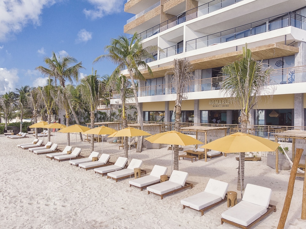 Beach bar