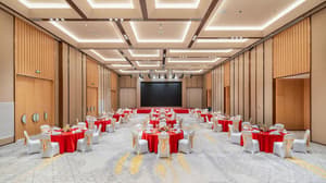 thumbnail: Ballroom