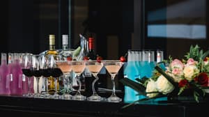 thumbnail: Bar (on property)