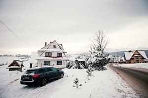 thumbnail: Exterior