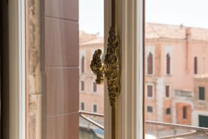thumbnail: Interior detail