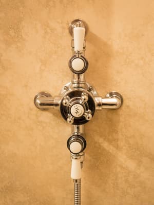thumbnail: Bathroom shower