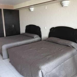 thumbnail: Bar (on property)
