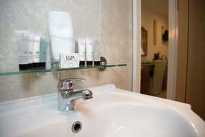 thumbnail: Bathroom