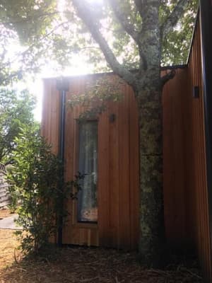thumbnail: Exterior