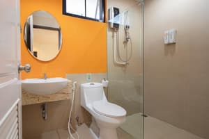 thumbnail: Bathroom